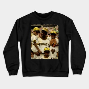 Roberto Clemente in Pittsburgh Pirates Crewneck Sweatshirt